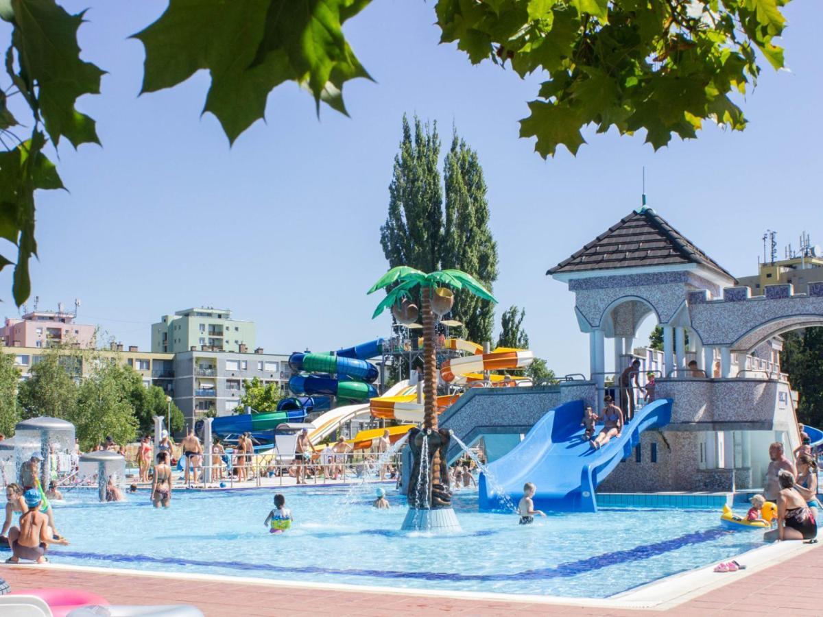 Pr Apartman Eger Exterior foto